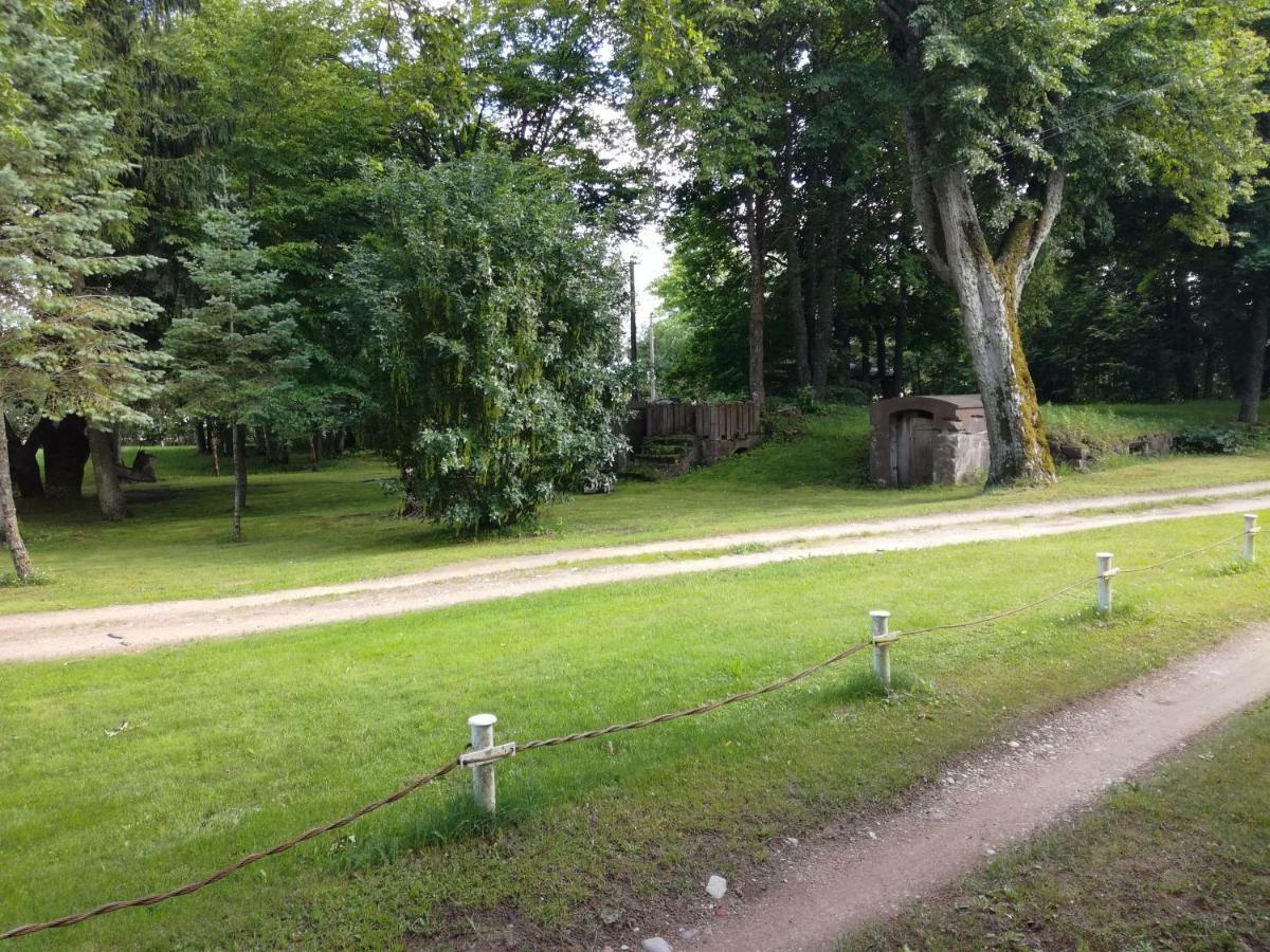Гостевой дом Lauku Viesu Maja Bajari Rucava Экстерьер фото